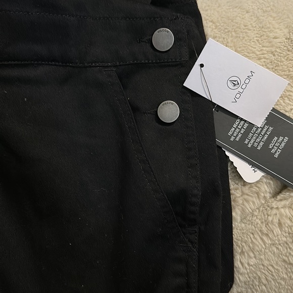 NWT! Volcom Frochickie Overalls Short Black XL - Picture 13 of 16